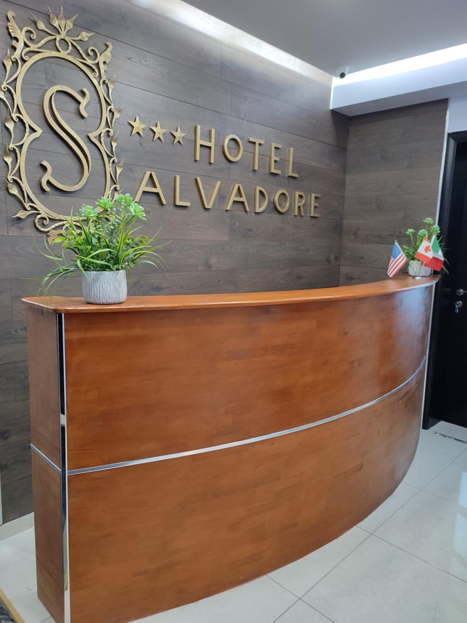 Hotel Salvadore Vlorë 外观 照片